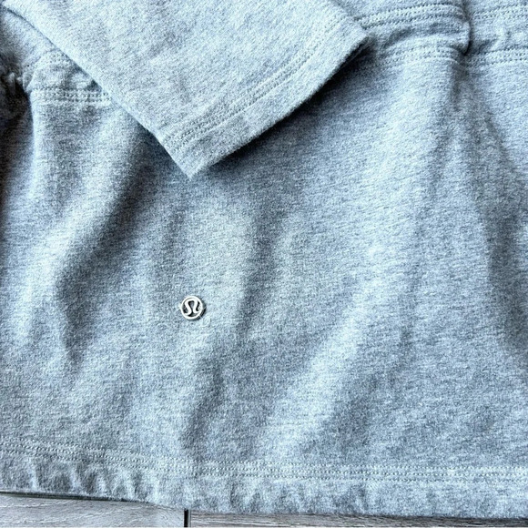 Lululemon Minimal Full  Zip Hoodie in Grey - Picture 11 of 14
